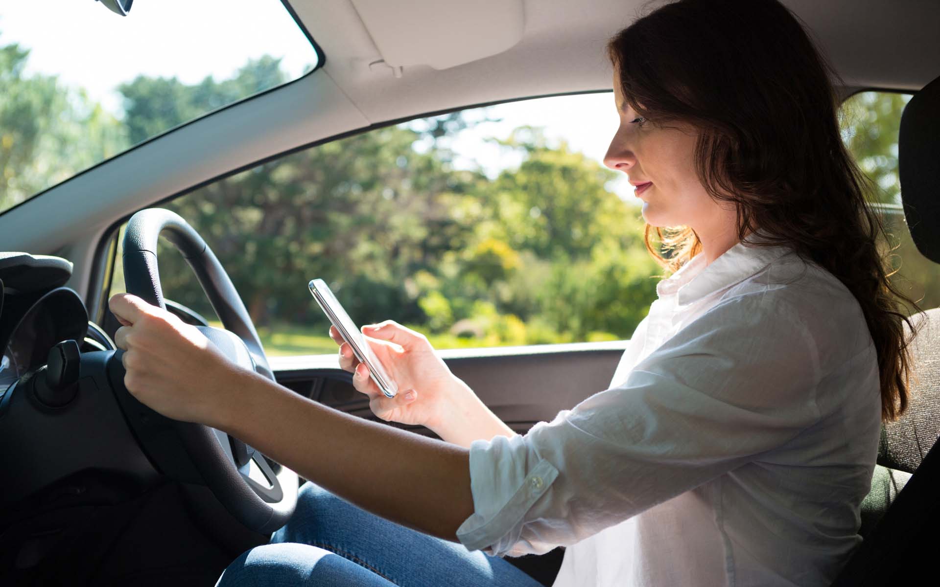 Blog - Students and distracted driving